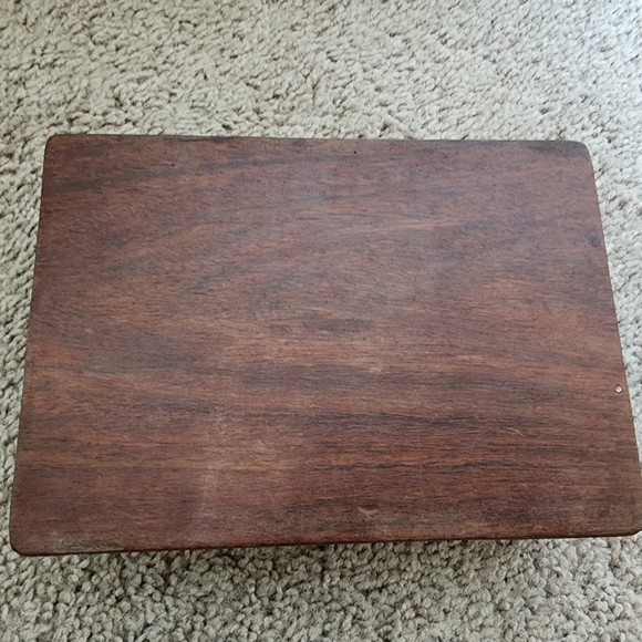 Wooden Jewellery Box (Hand Craved) - Picture 4 of 6